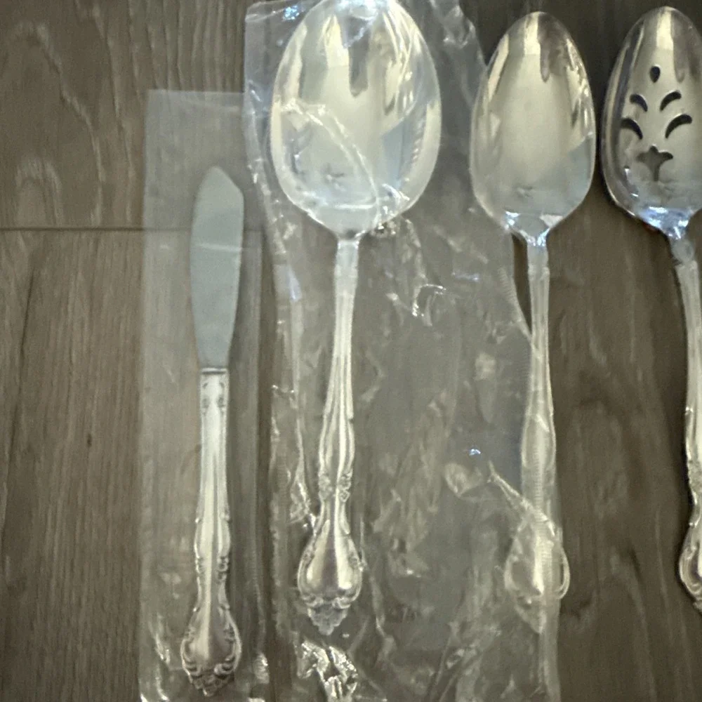 Oneida Community AFFECTION Silverplate 5 Piece Serving Set NEW